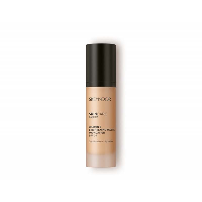 vitamin-c-brightening-matte-foundation